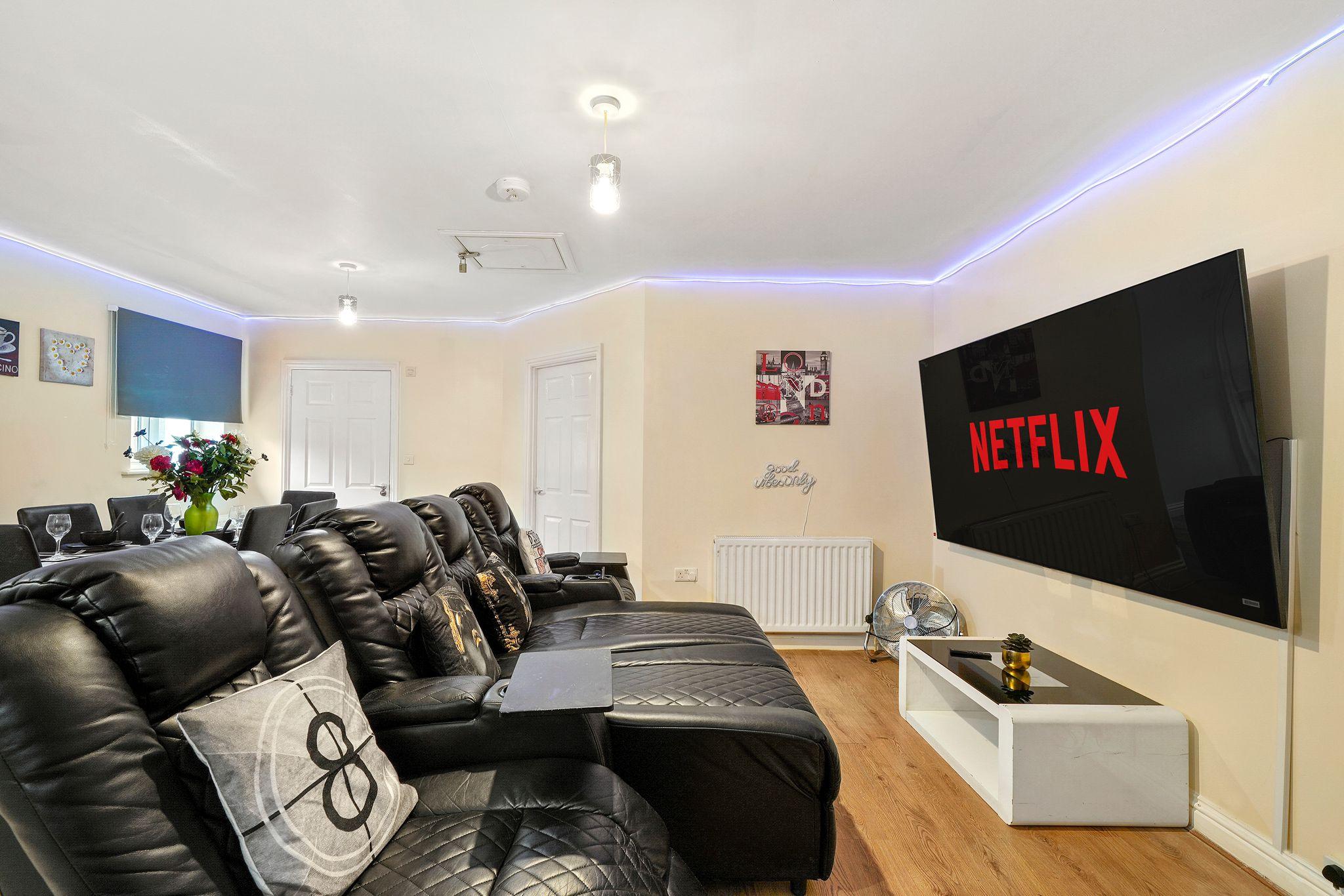 New Luxury one bedroom apartments3