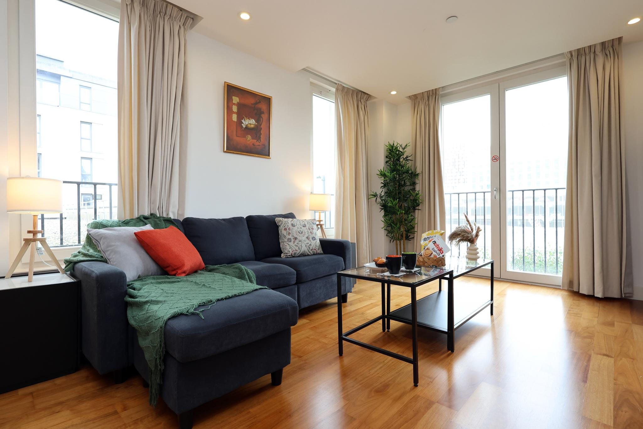 Super Central & Quiet Flat-£5/day Parking-Sleeps 2
