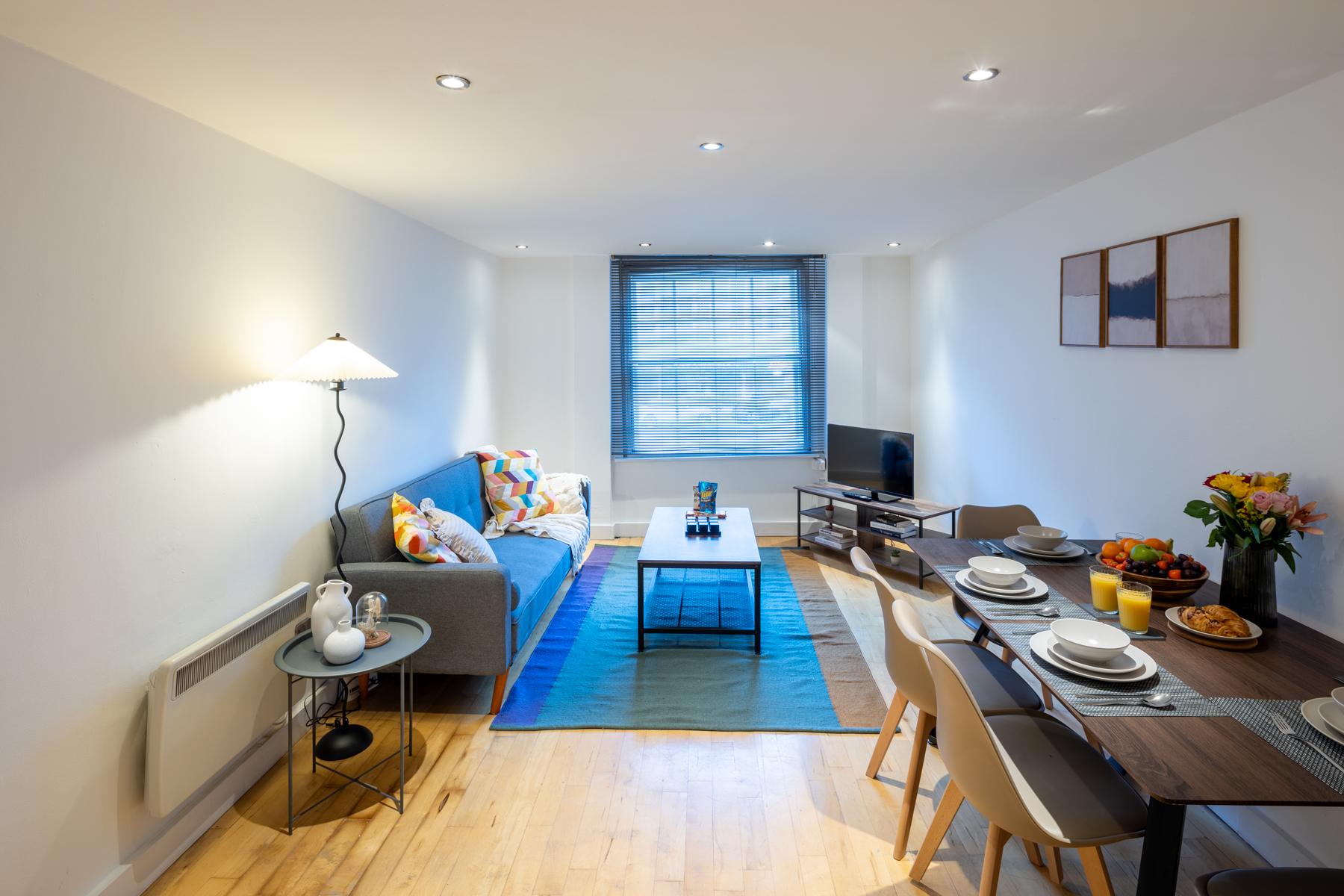 Central 2Bed 2Bath Flat-Sleeps 4-By Temple Meads1