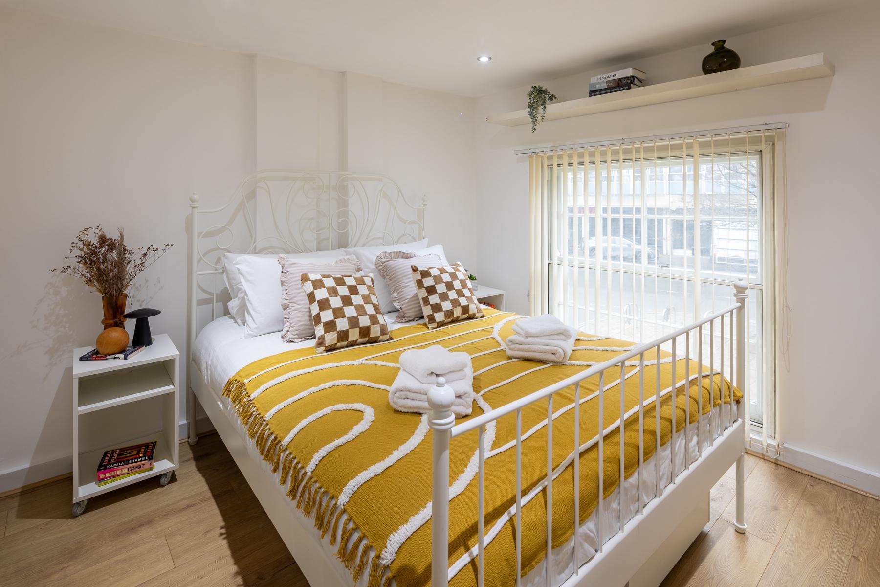 Central 2Bed 2Bath Flat-Sleeps 4-By Temple Meads2