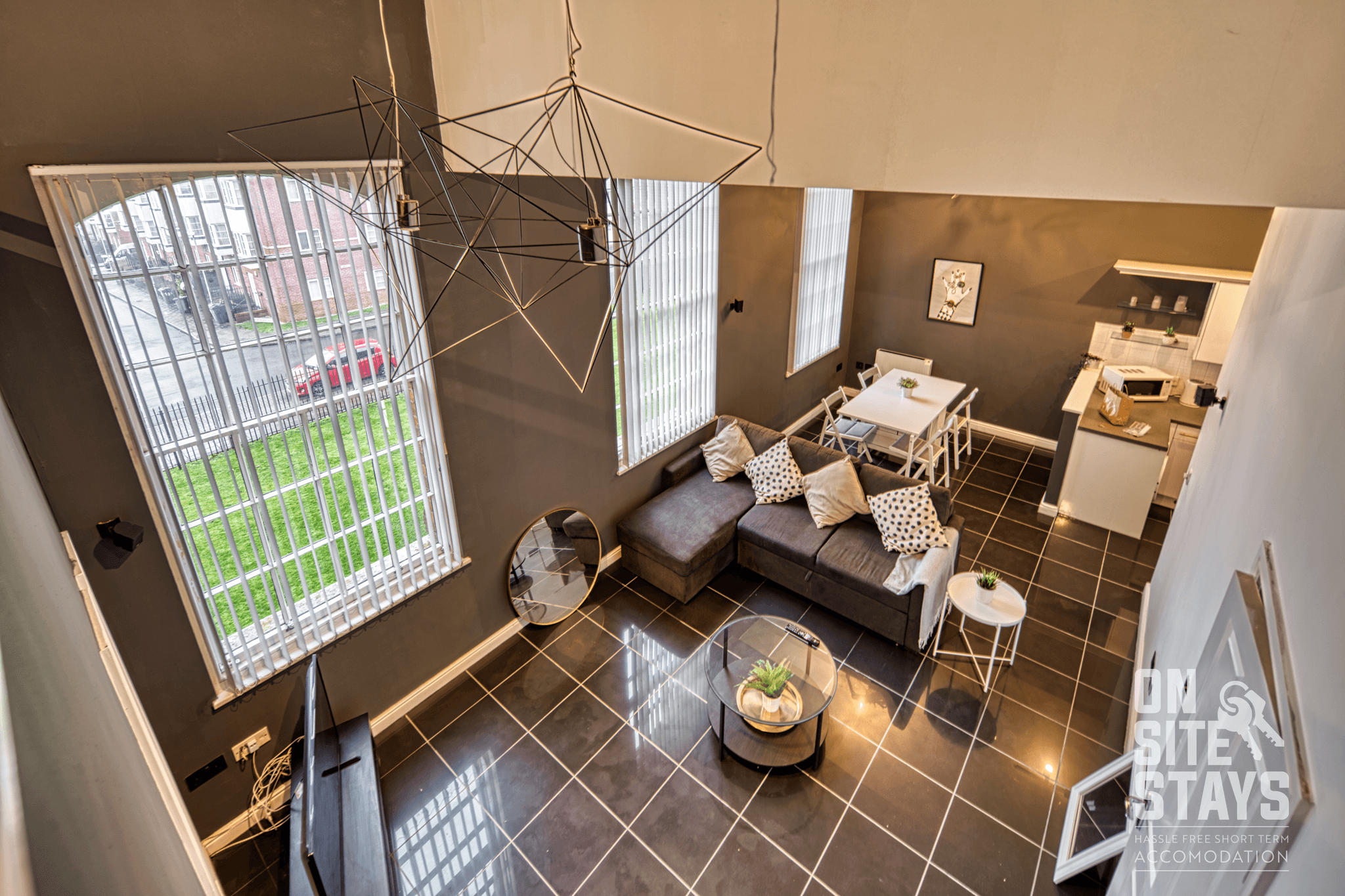 Cozy & Modern Flat in Highcroft Hall3