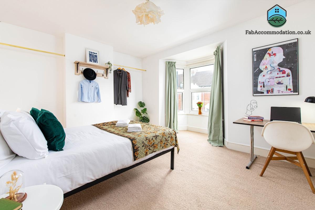 Business & Leisure Stays-2 Bed House-Free Parking2
