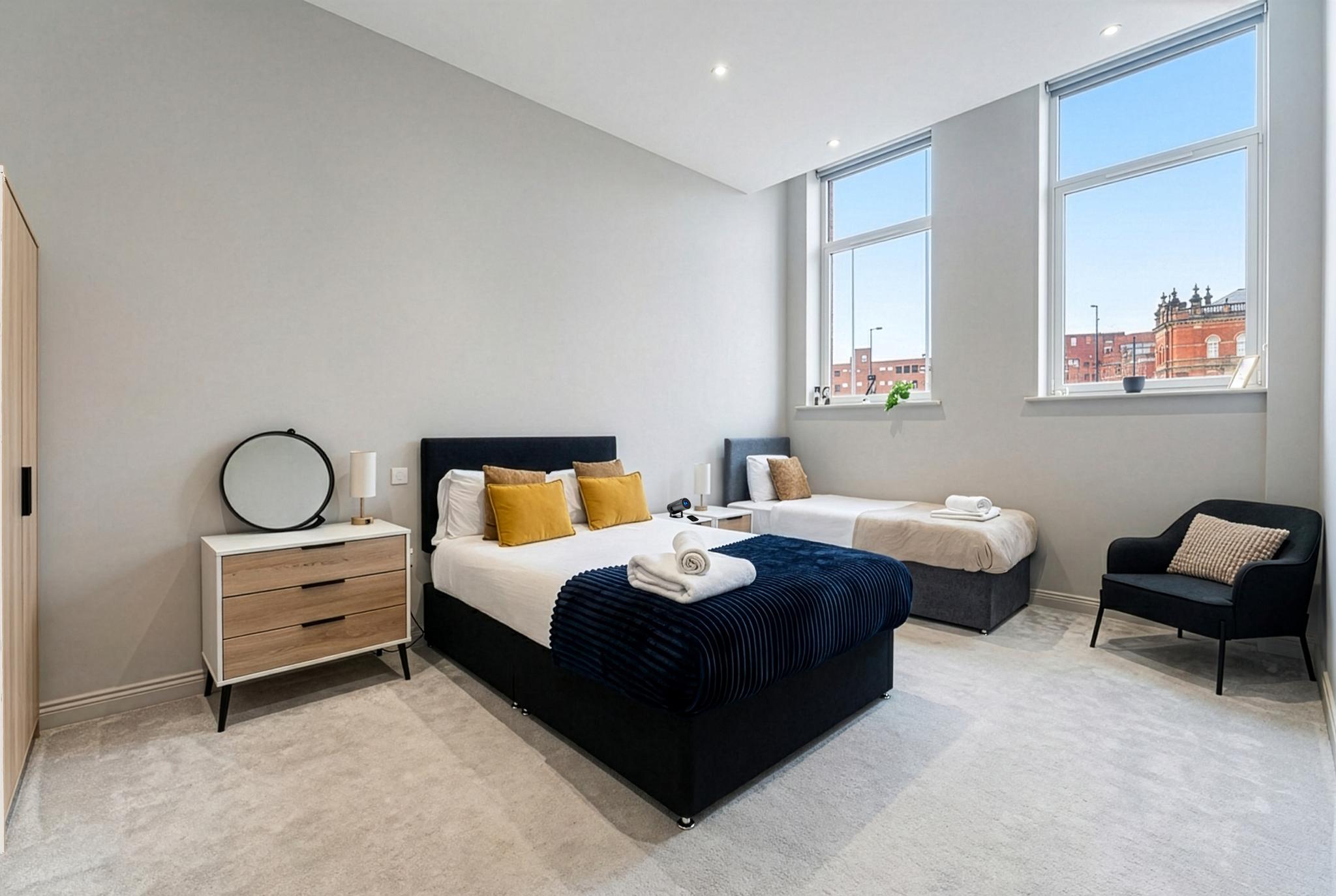 Spacious Comfort | Cinema lux | Prime Leeds1
