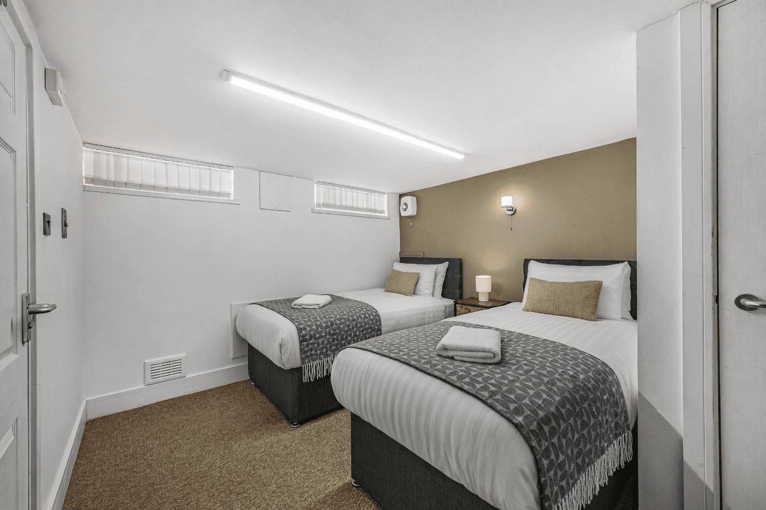 Ward St Residence6