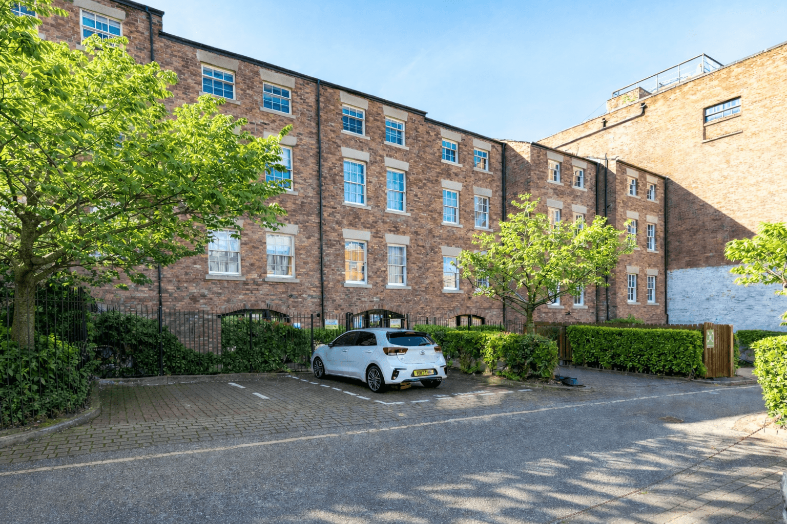 Ward St Residence5