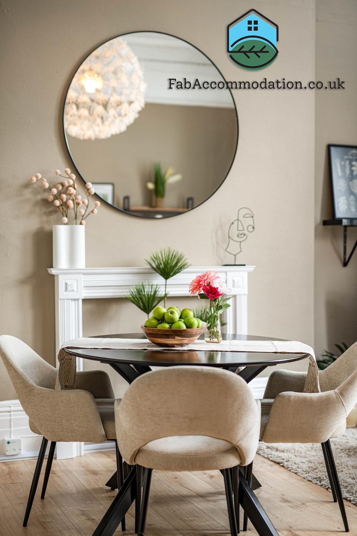 Bright & Modern Stylish Flat in Central Clifton3