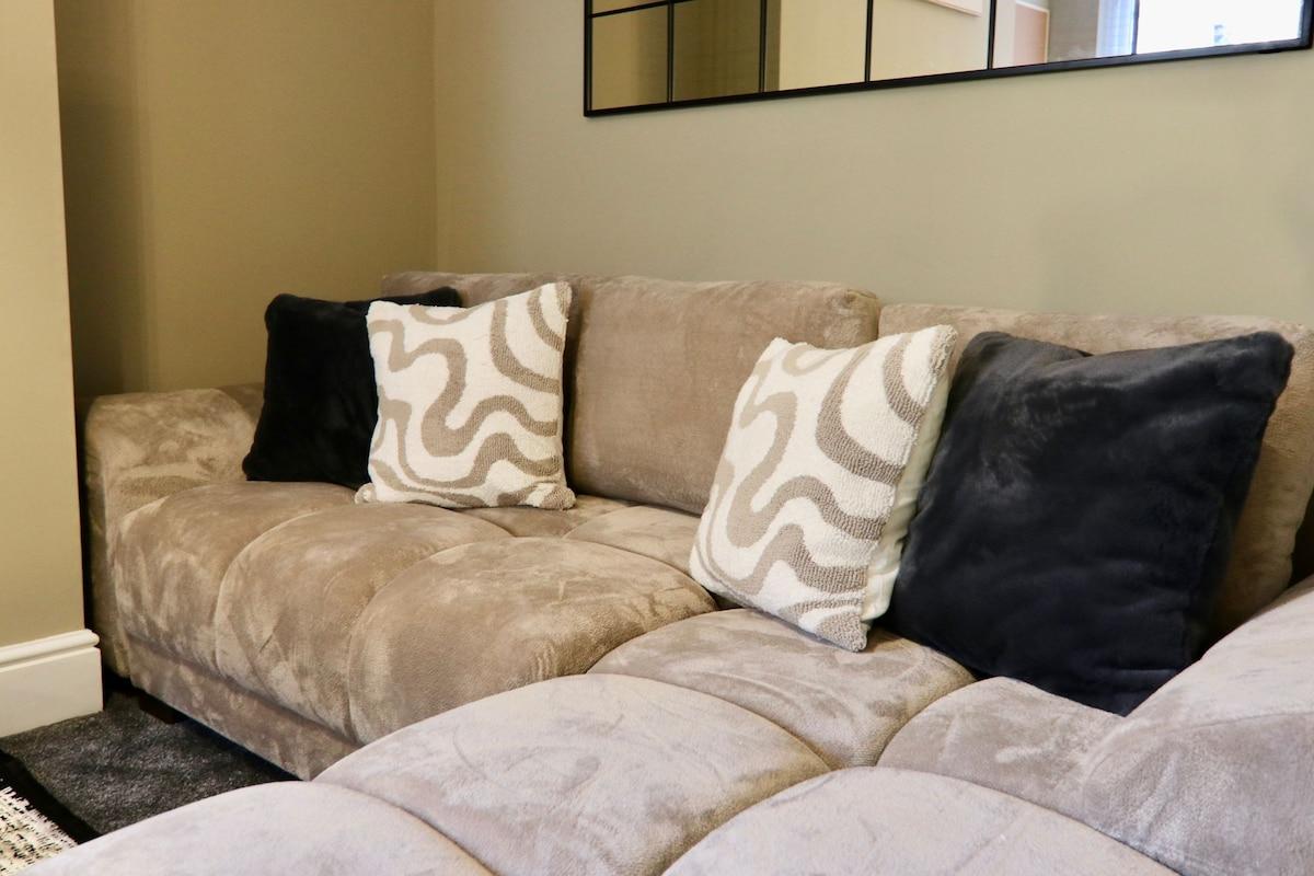 Stylish 1BR Retreat Close to Sheffield Centre6
