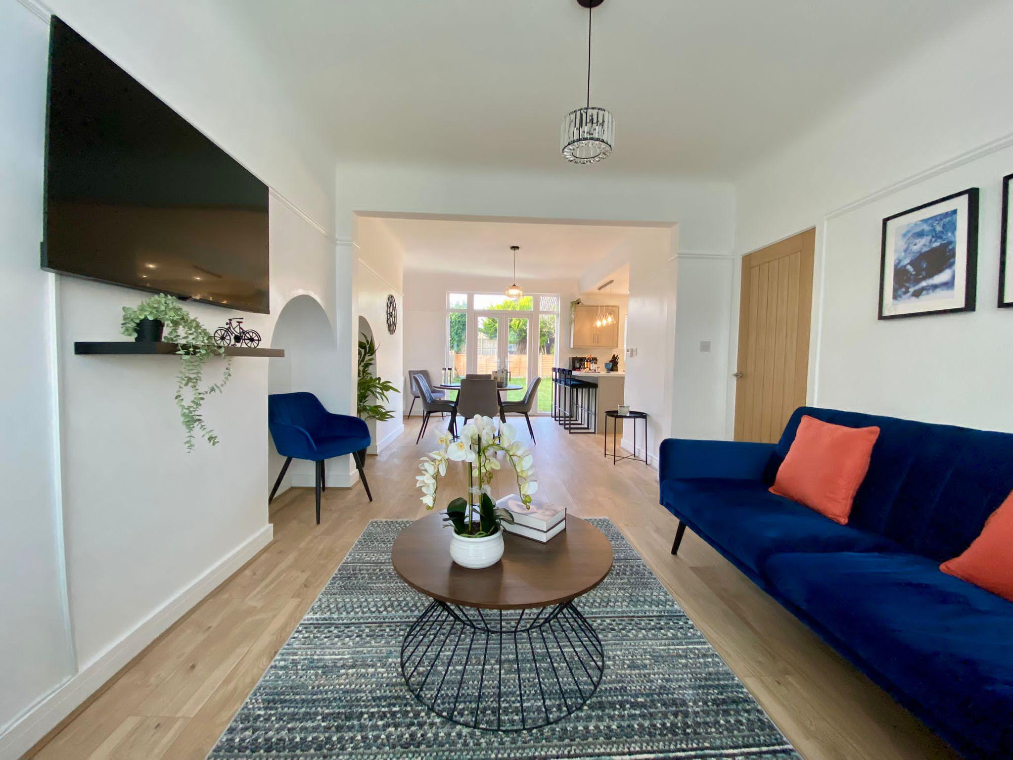 Mackets House | Hunts Cross | Sleeps 7 | Parking1