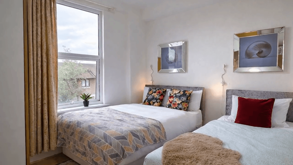 Botanic Apartment with Parking & Park Views, Quiet3