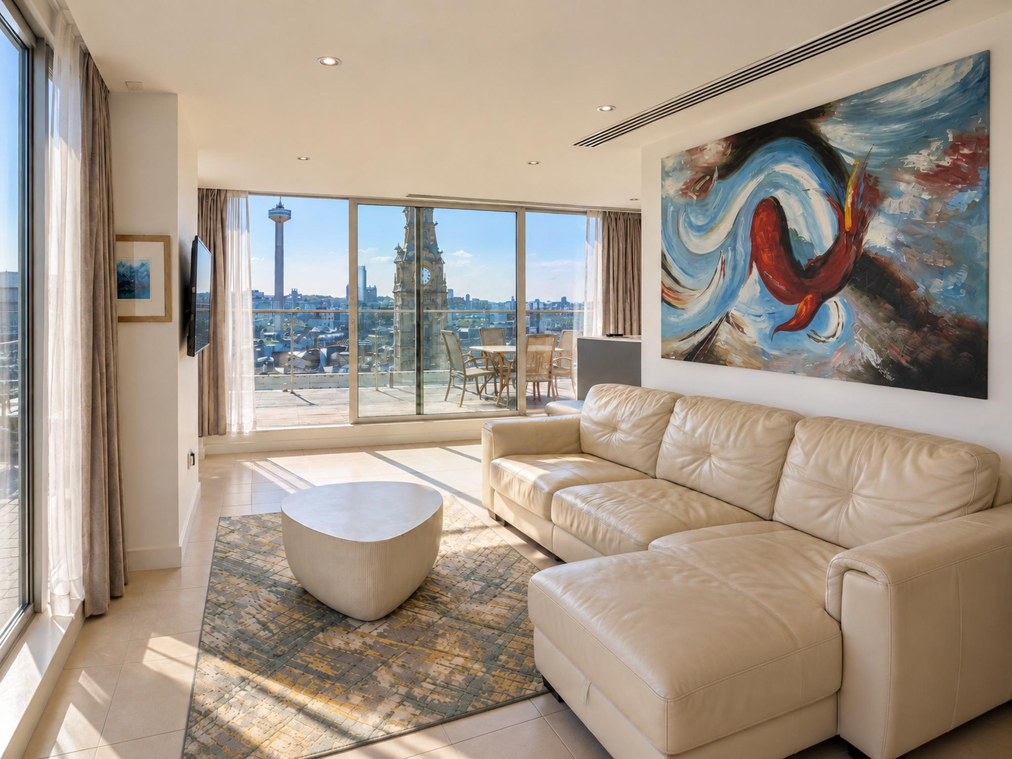 2 Bedroom Duplex Penthouse in LVP City Centre2