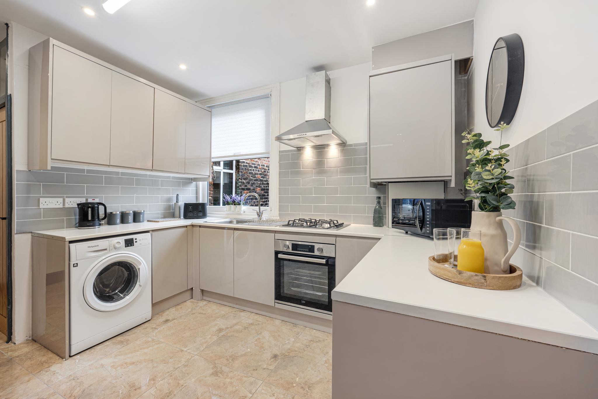 Onslow House4