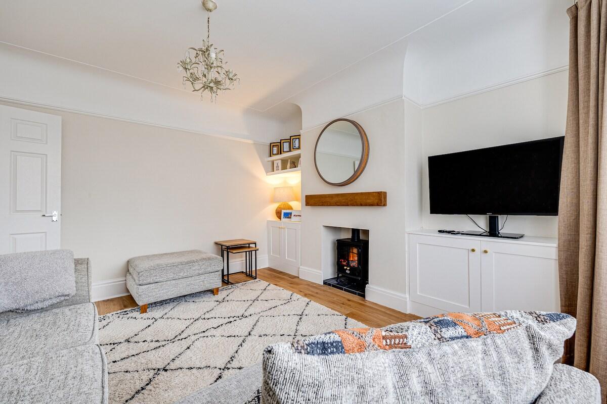 Elegant 3BR House near Liverpool City Centre2