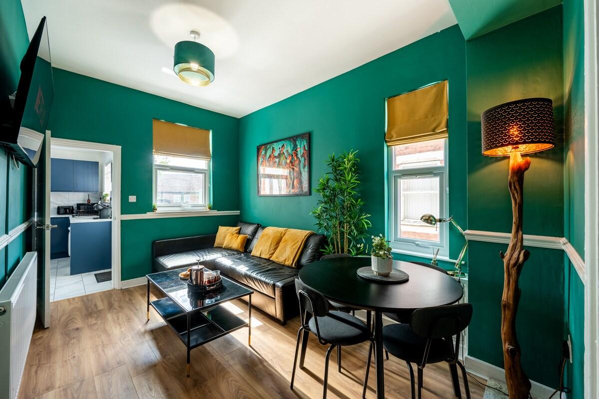 Stylish, cosy, great value, easy access stay1