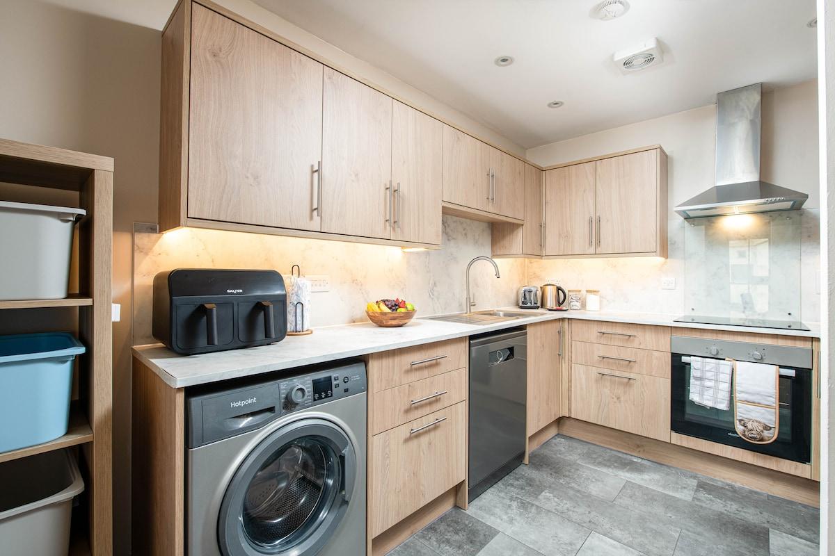 Super Central and Homely Flat-Parking for £5/day3