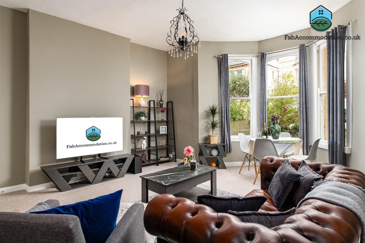 NEW Beautiful-Ground Floor-Redland Flat-Parking1