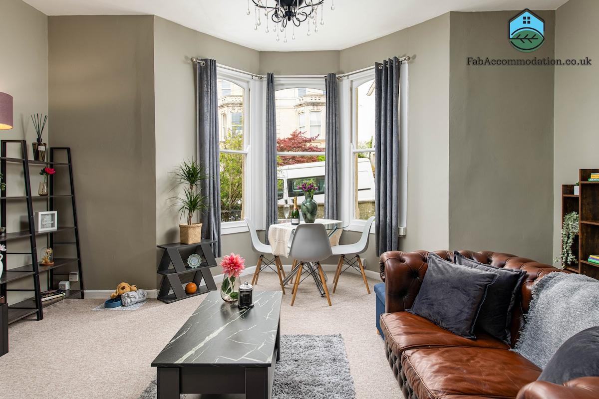 NEW Beautiful-Ground Floor-Redland Flat-Parking6